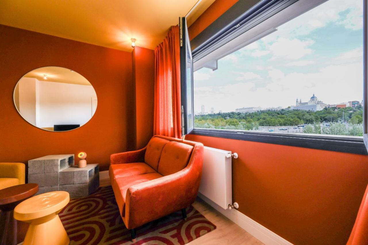Deluxe Apartment,1478718676:JPEG